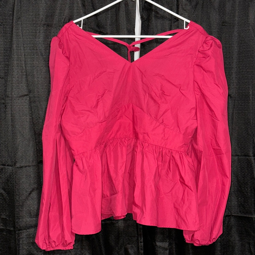 Lantern sleeve tied backless peplum top
